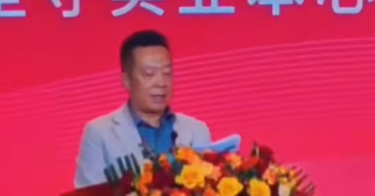 贾国龙最新发声：结合西贝惨痛教训，呼吁厘清高流量网络账号言论边界，区分正常舆论监督与网络软暴力等！此前陷预制菜风波，亏损超6亿元