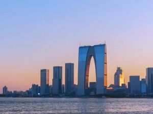 城市24小时 | 准“五万亿”工业大市，划定新目标