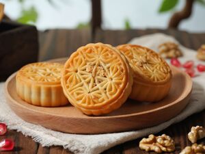 数读中秋｜100元的月饼毛利超50元，好赚的月饼生意今年线下量价双跌，几家欢喜几家愁？