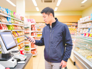 总部审内容、第三方退分佣、支付与信贷强制分区 “930新规”落地前夜，谁还能线上卖金融产品？