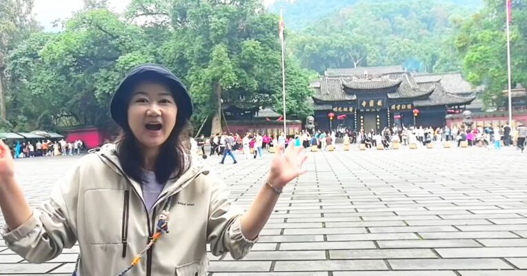 谁说爬山只能靠硬扛？这次，我把“机械腿”穿上了！
