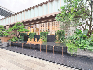 每经记者实探国庆假期上海楼市：全家出动看房成风，有项目3天卖了逾2亿元