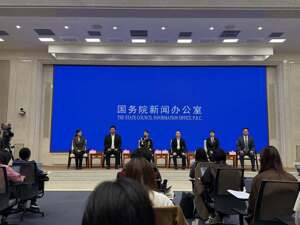 执法监督不添堵、高原办证少跑路⋯⋯多位司法行政领域代表亮出为民实招