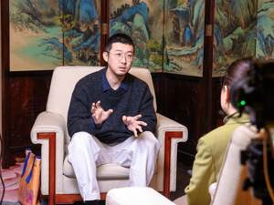 《昨夜将至》导演明焱：成都令人“大开眼界”，下一部作品也愿意在这里拍