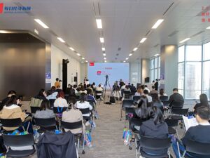 城市更新从“建房子”走向“长期运营”：“更新城市·焕新生活——2026活力虹口主题对话”圆满落幕