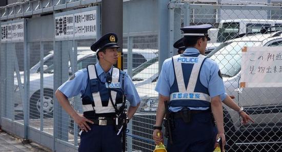 日本男子搭霸王车 拒付2600美元车费被捕 | 每