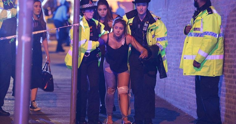 英国曼彻斯特一体育场发生爆炸 造成19死50伤