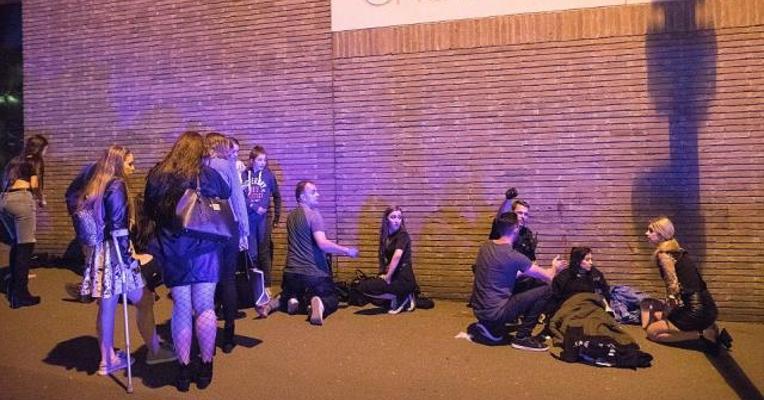 场内场外：英国曼彻斯特体育场爆炸瞬间