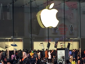 iPhone 8频发“爆裂”事故 电池来自三星问题机供应商