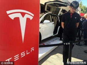 电动半挂卡车发布再度推迟 特斯拉挣扎生产Model 3