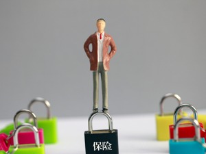 寿险前8月原保费收入增逾两成   中法人寿等35家险企规模保费不增反降