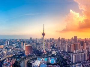 加快构建产业生态圈 成都“三级跳”后再发力