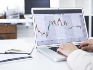 网宿科技实控人再抛减持计划，险资连续三个季度逆市加仓