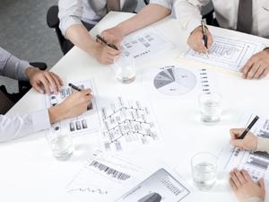 华大基因逆市盘中逼近涨停，创出历史新高站稳200元关口！明日留意这只高送转概念股