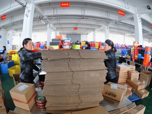 细数“双11”物流黑科技：机器人仓与无人化最抢眼