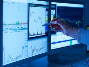 10日午间公告汇总：云投生态预中标4.66亿元PPP项目