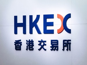港股牛市引发市场关注 港股推介会被内地投资者挤爆