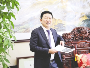 东方金钰董事长赵宁：扛起翡翠玉石走向世界的大旗