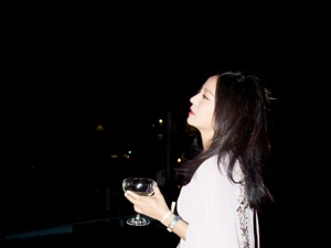 赵薇老公要求举行听证会 股民暂无法索赔