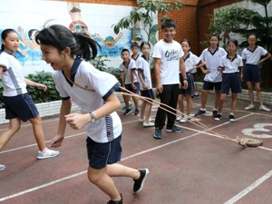 家长被吓坏了！这些让孩子沉迷学习的APP里，竟然有这个...