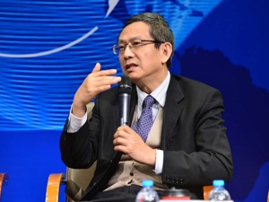 华夏新供给经济学研究院首席经济学家、财政部财政科学研究所原所长贾康：成都动力源转换中 可守正出奇