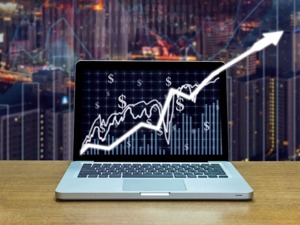 12个月，股价暴跌近70%，祭出“兜底式”增持的狠招，“止跌药”来了？