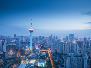 六载口碑榜：立正面价值典范 让好公司“溢价”