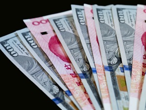 人民币汇率双向波动趋势明显    外贸企业锁汇难度增加