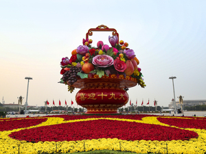 魏登殿：带领群众加油干 不等不靠奔小康