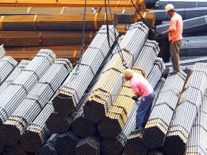 前10月钢铁行业利润同比增1.6倍 中钢协常务副会长：钢价不存在泡沫