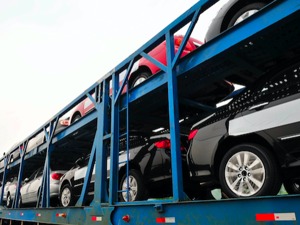 2017年累计进口汽车88.4万辆