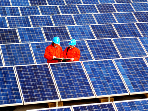 中概股阿特斯宣布私有化  专家称美股光伏企业市值被低估