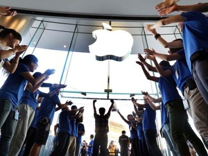 苹果评级半年来首遭下调！iPhone X超级周期效应到头了？