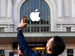 iPhone X无法识别中国人脸？网友质疑苹果涉嫌歧视