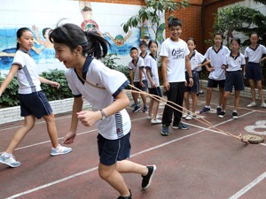财政性教育经费占GDP比例连续5年超4% 一半以上用于义务教育