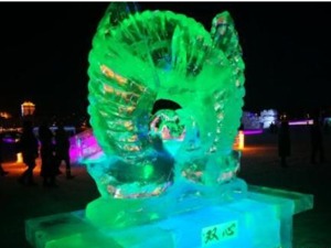 中俄蒙国际冰雪节项目签约超15亿元