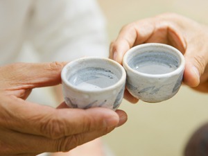 涨价消息提振 贵州茅台高开