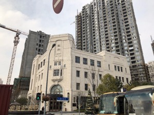 上海火车站“地王”借道融资16亿 两年后还有地块尚在打桩