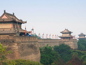 “皇城复兴”是赔本买卖？