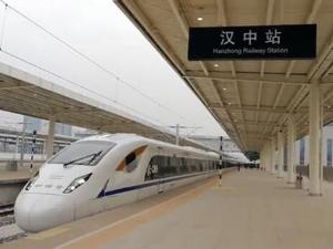 西成高铁“首考”结束 元旦假期发送旅客25万人次