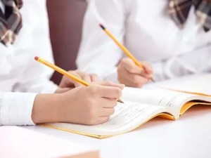 考研培训班"神押题"真靠教师特殊身份?内幕原来是…