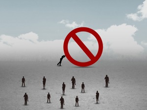 广电总局：停播节目一律不得复播，更不得转移至网络播出！