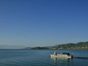 河北沧州一企业违法填海被罚8.5亿 政府部门“慷慨解囊”帮填平窟窿