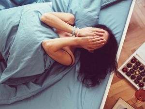 揭秘“美女”微信如何行骗 ：投资现货人均损失20万 退休女性成主力