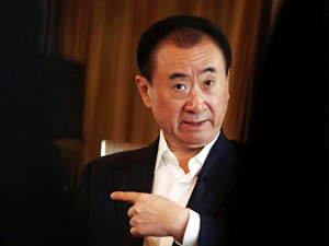 王健林首度解读卖资产逻辑：“没有只买的生意”一项协议减债千亿