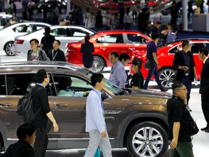 回首2017中国车市：自主品牌大年，造车新势力加速