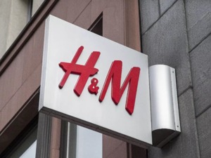 你有多久没去H&M买衣服了？它遇到了10年以来最大的麻烦 