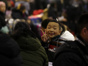图集| 西成高铁迎首个春运 西部铁路旅客增幅明显