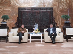 李东生连续三年春节前率队拜访张近东，2018全线销售额目标突破82亿