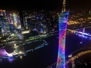 动向 | 广州开年划重点：在粤港澳大湾区地理几何中心建自由港